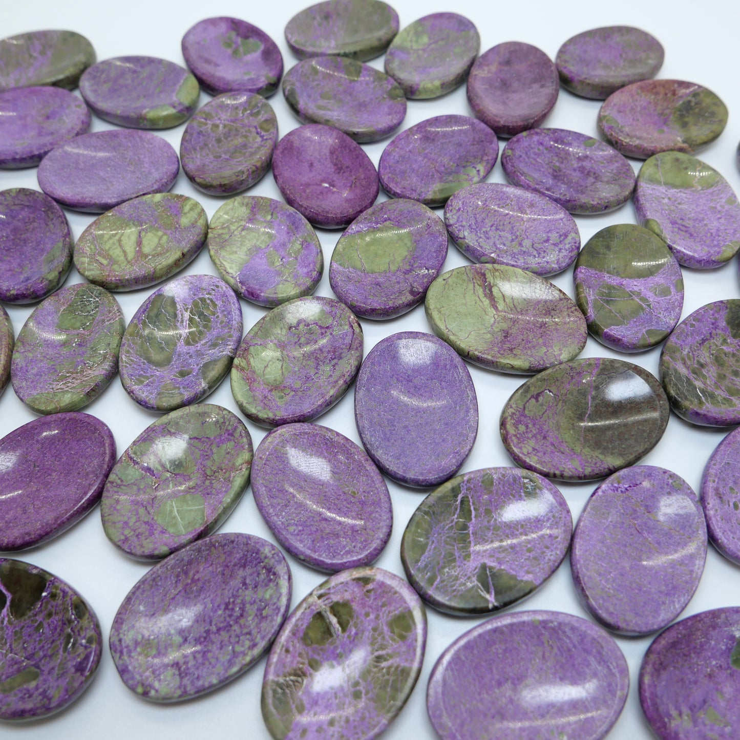 Stichtite Worry stone